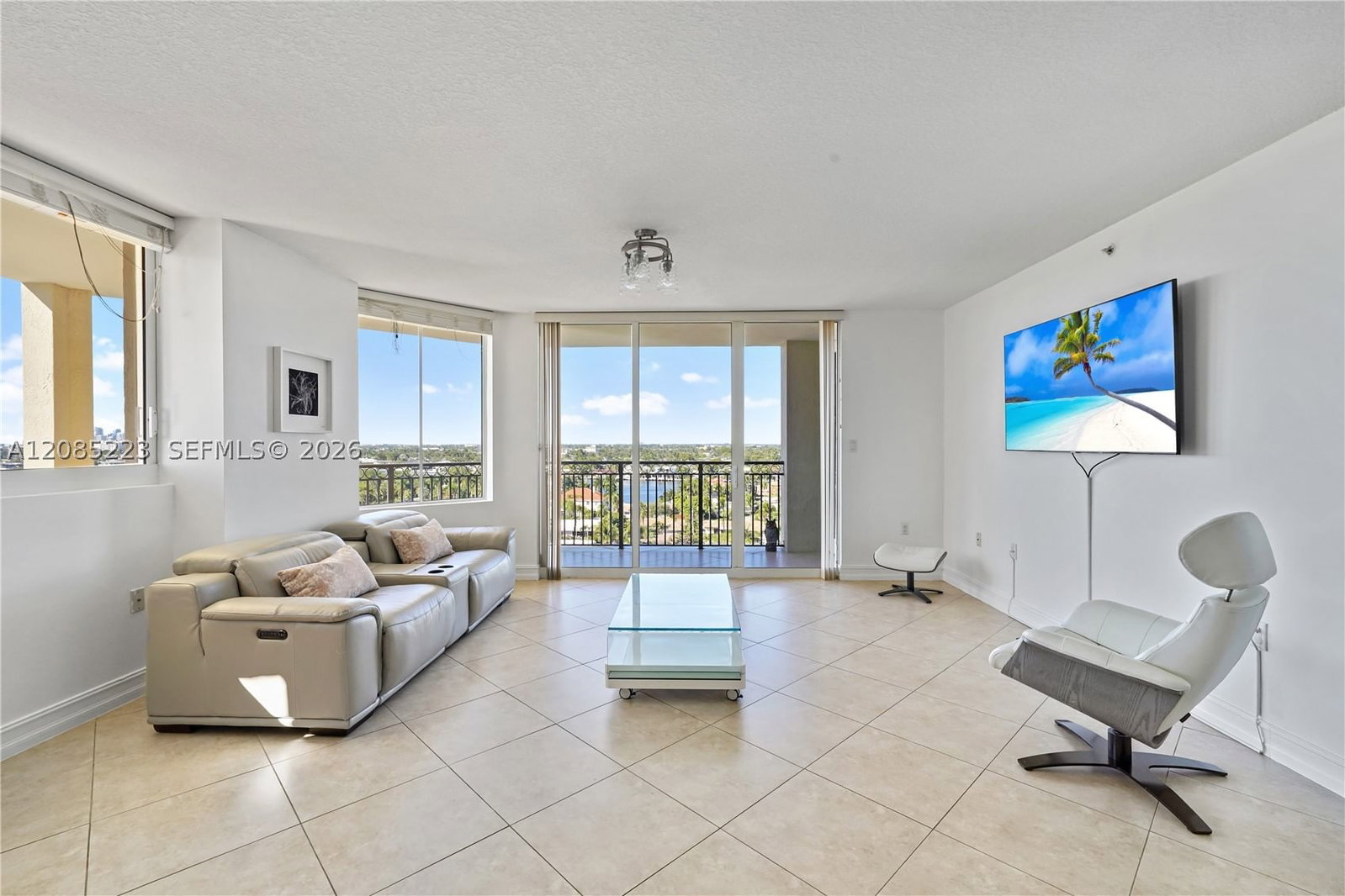 Real estate property located at 2001 Ocean Blvd #1002 S, Broward, The Veu Condo, Fort Lauderdale, FL