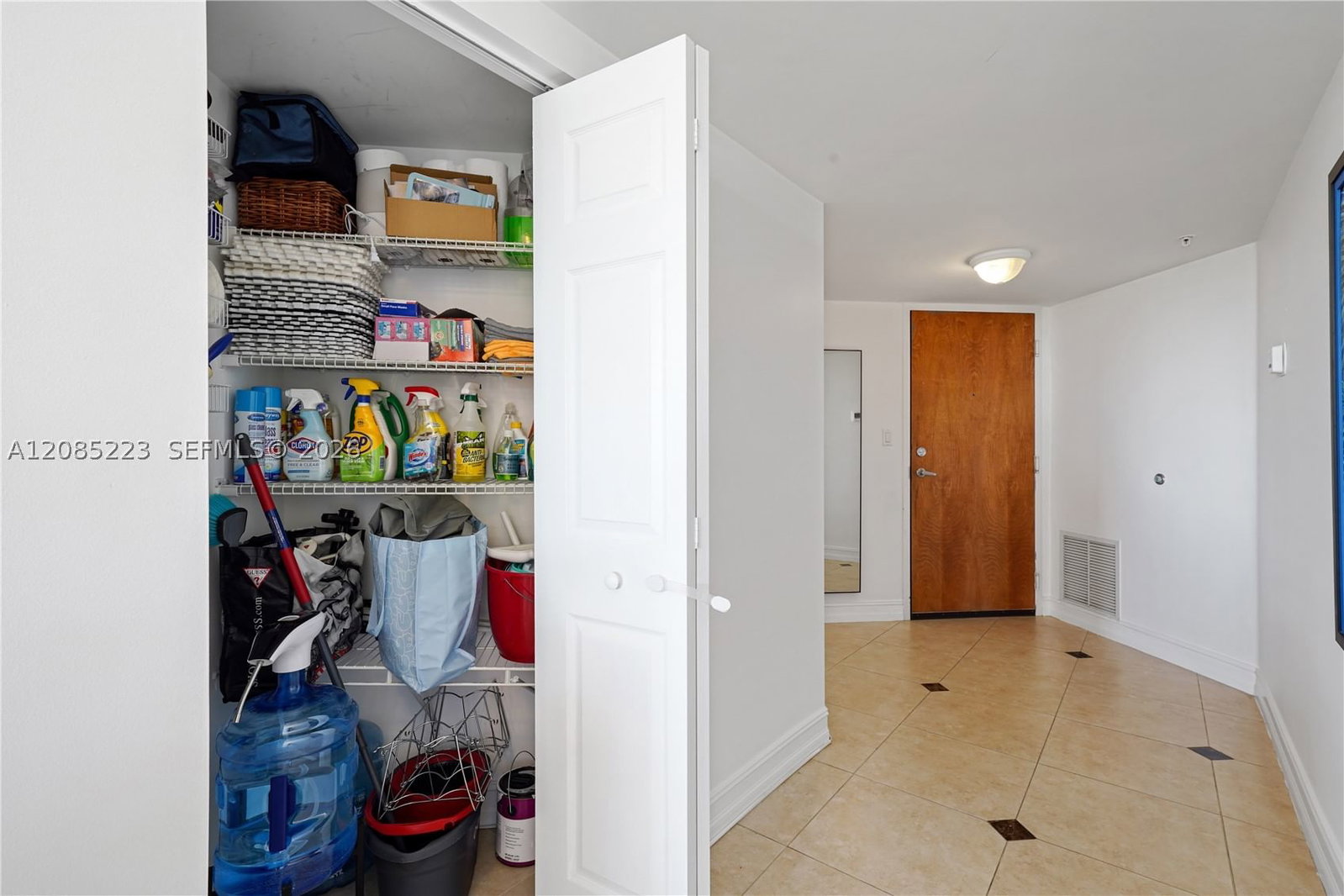 Real estate property located at 2001 Ocean Blvd #1002 S, Broward, The Veu Condo, Fort Lauderdale, FL