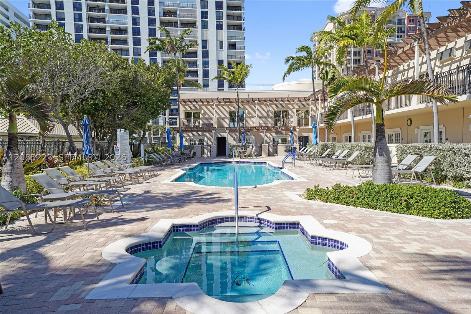 Real estate property located at 2001 Ocean Blvd #1002 S, Broward, The Veu Condo, Fort Lauderdale, FL