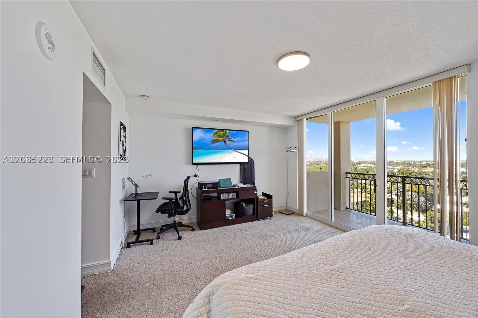 Real estate property located at 2001 Ocean Blvd #1002 S, Broward, The Veu Condo, Fort Lauderdale, FL