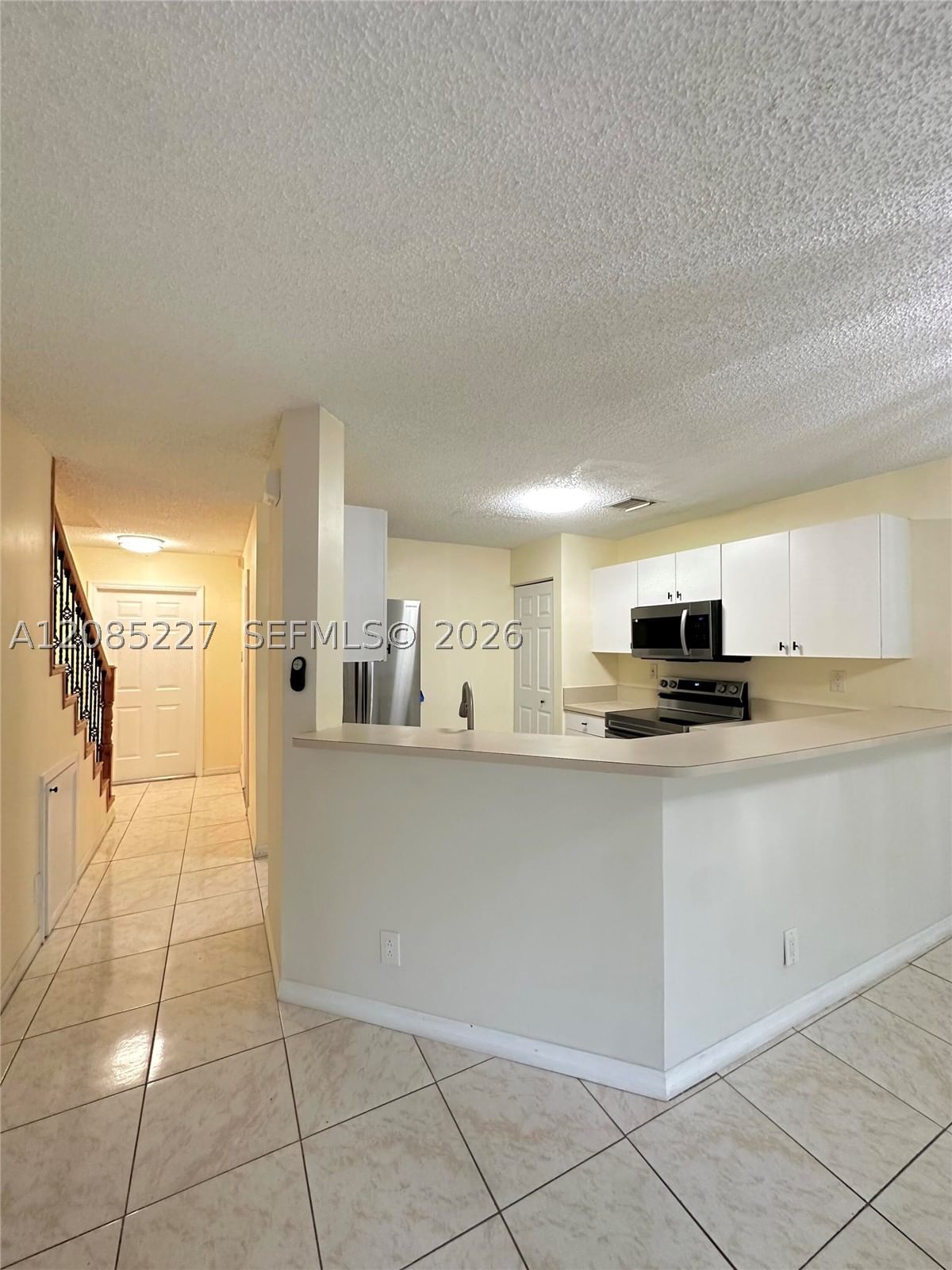 Real estate property located at 8655 Southgate Shores Cir, Broward, Woodmont Gardens, Tamarac, FL