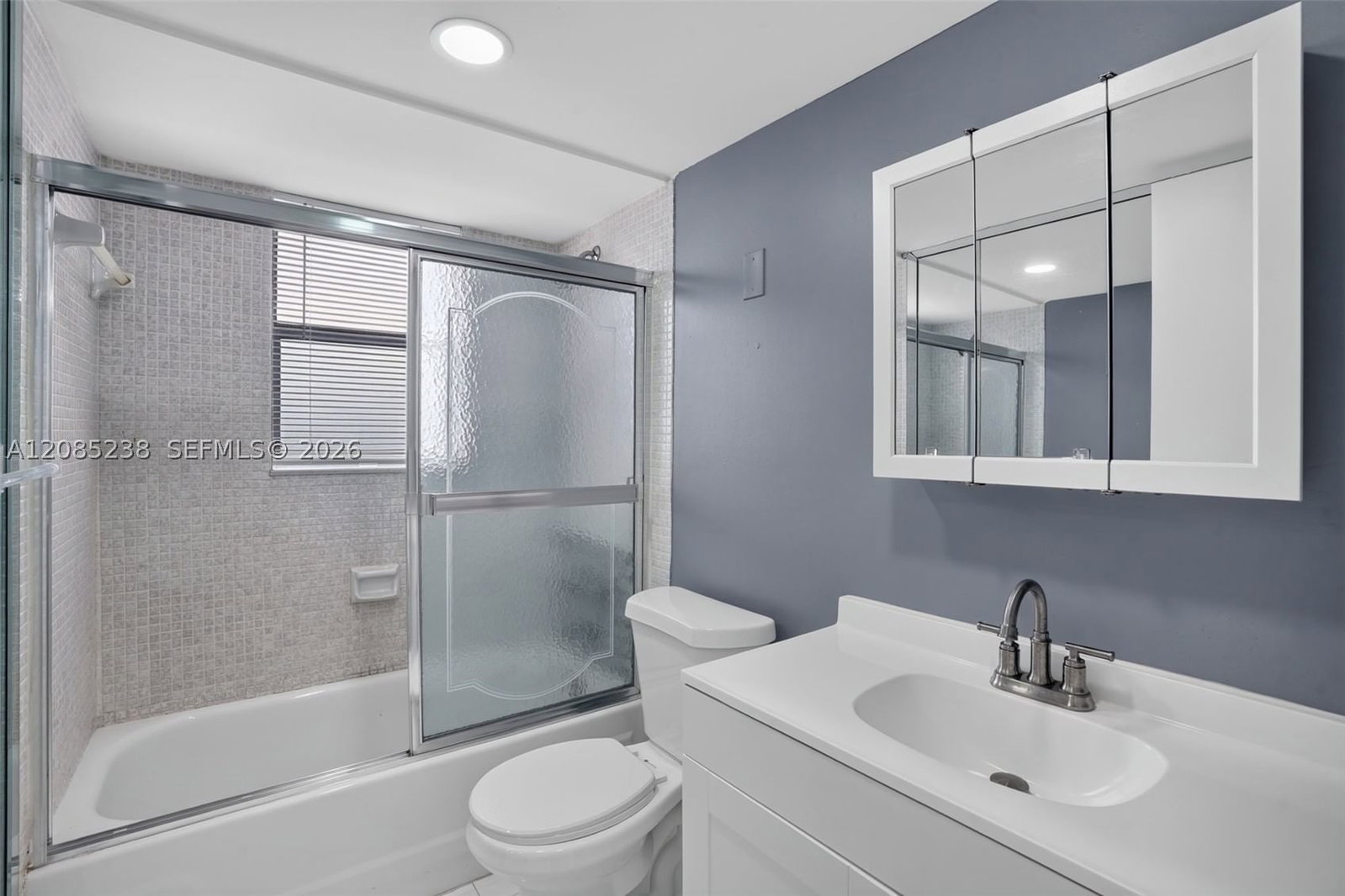 Real estate property located at 1820 81st Ave #3416, Broward, *courtyards Of Broward Con, North Lauderdale, FL