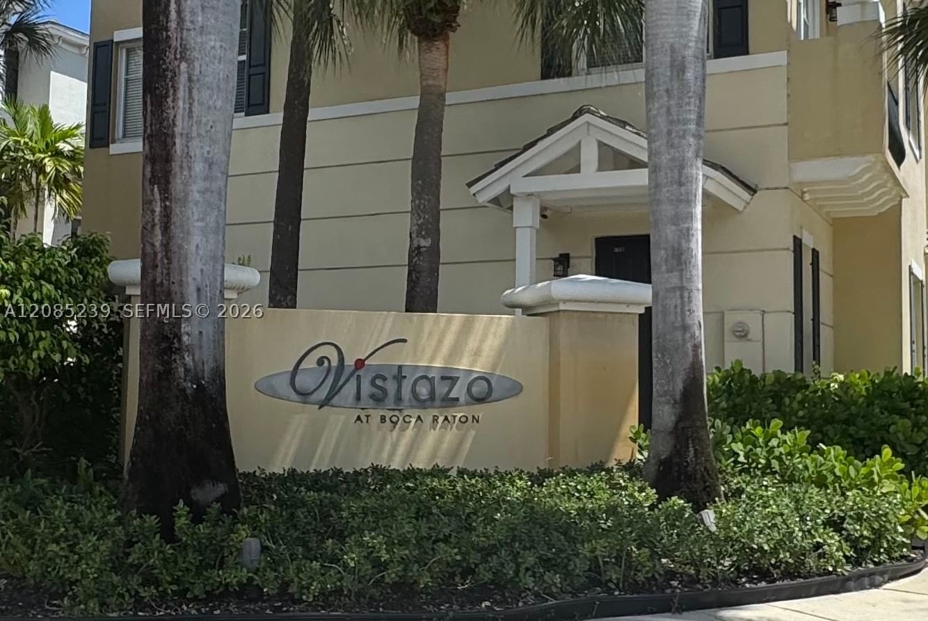Real estate property located at 500 39th Cir, Palm Beach, Vistazo At Boca Raton, Boca Raton, FL