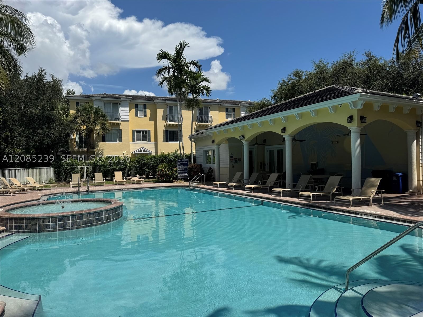 Real estate property located at 500 39th Cir, Palm Beach, Vistazo At Boca Raton, Boca Raton, FL