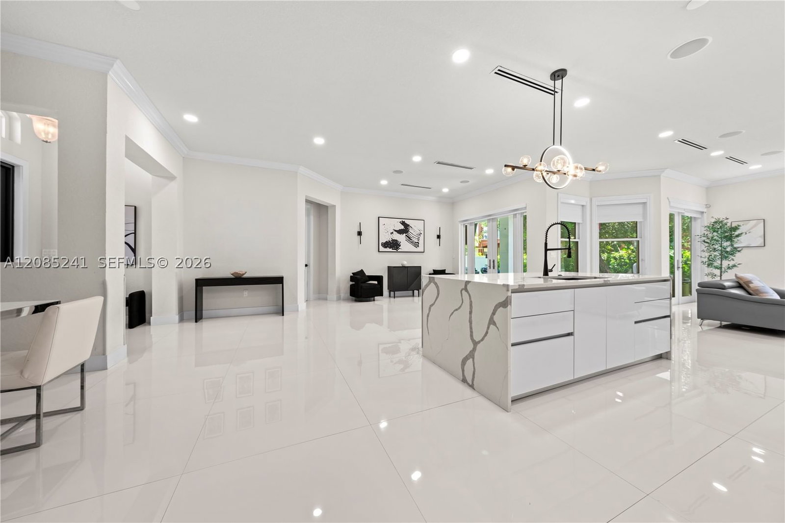 Real estate property located at 2133 118th Ave, Broward, Villages Of Renaissance, Miramar, FL