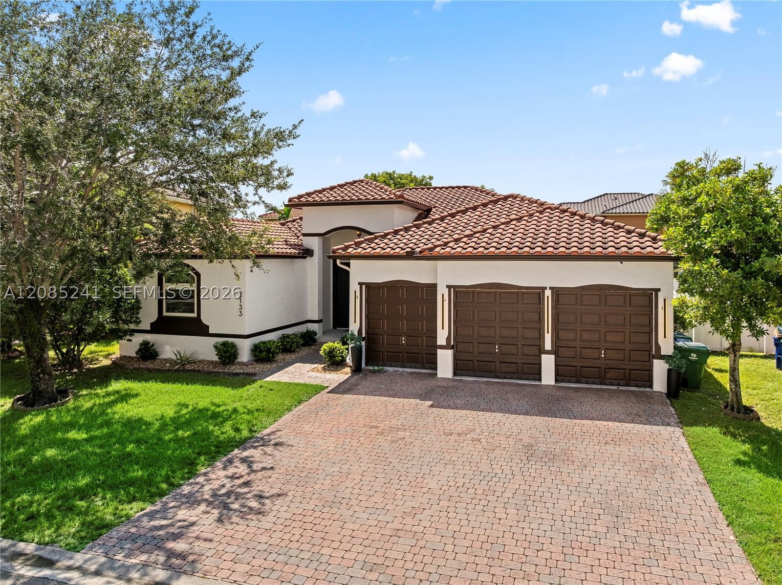 Real estate property located at 2133 118th Ave, Broward, Villages Of Renaissance, Miramar, FL