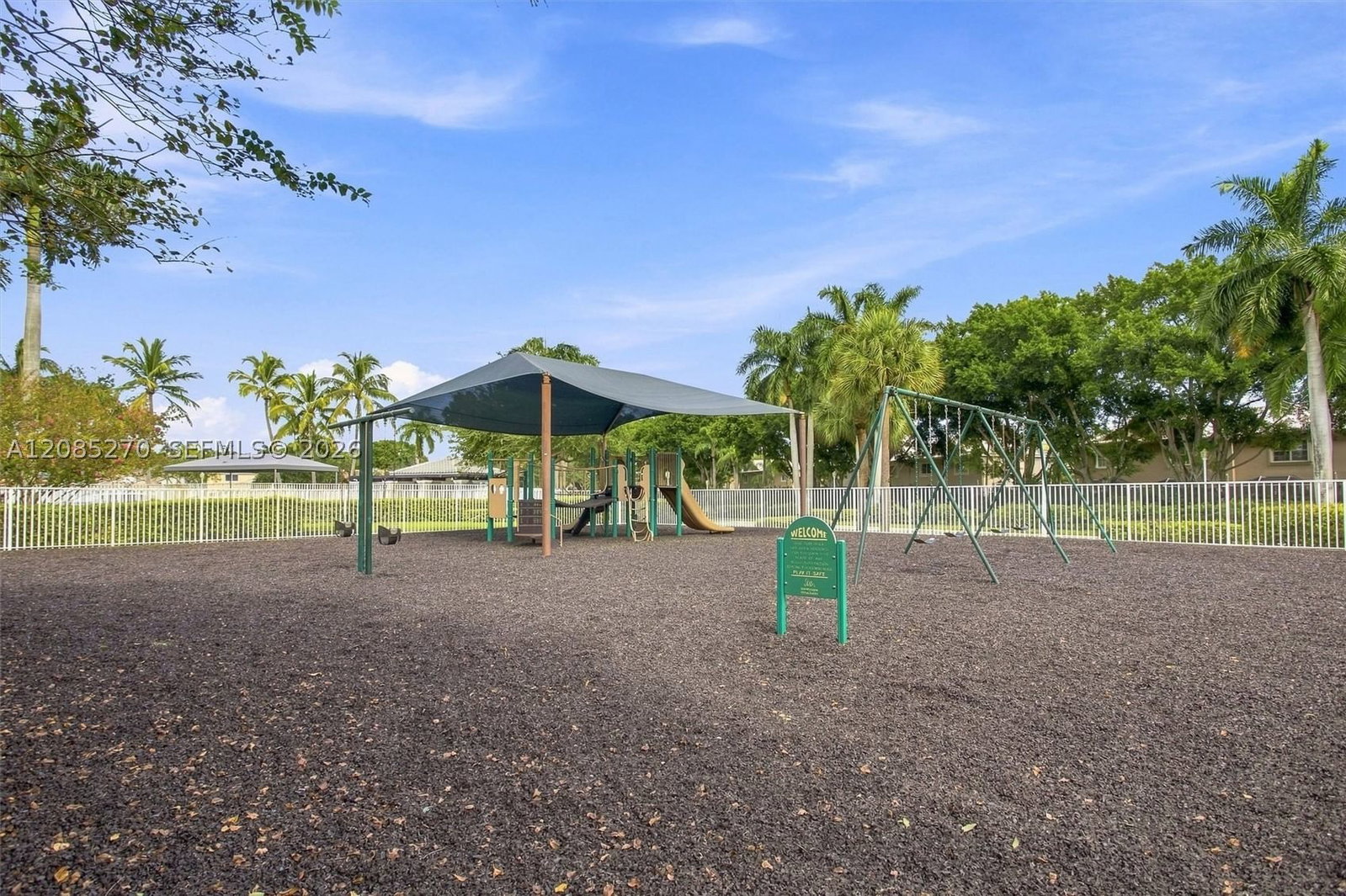 Real estate property located at 1997 Pompeii Ct, Broward, Sectors 3 & 4 Boundary Pl, Weston, FL