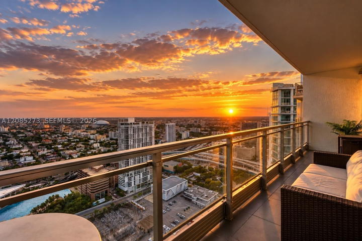 Real estate property located at 92 3rd St #4407, Miami-dade, Mint Condo, Miami, FL