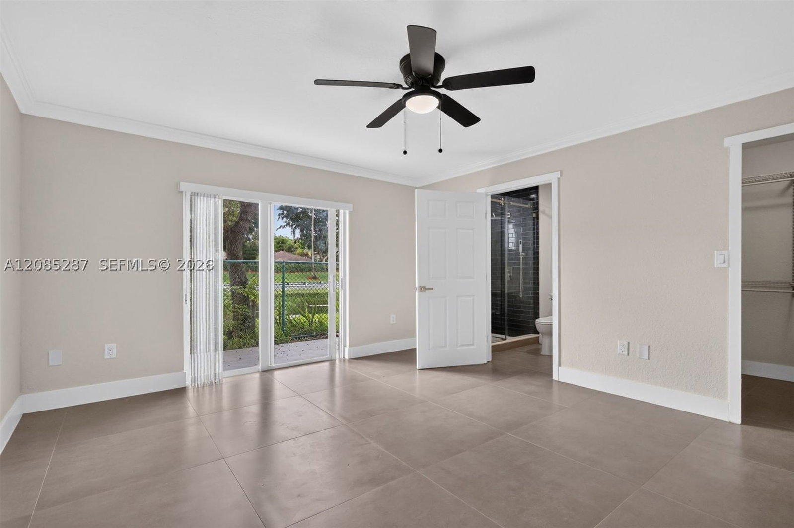 Real estate property located at 5775 109th Ave #13, Miami-dade, Doral Grand Condo, Doral, FL