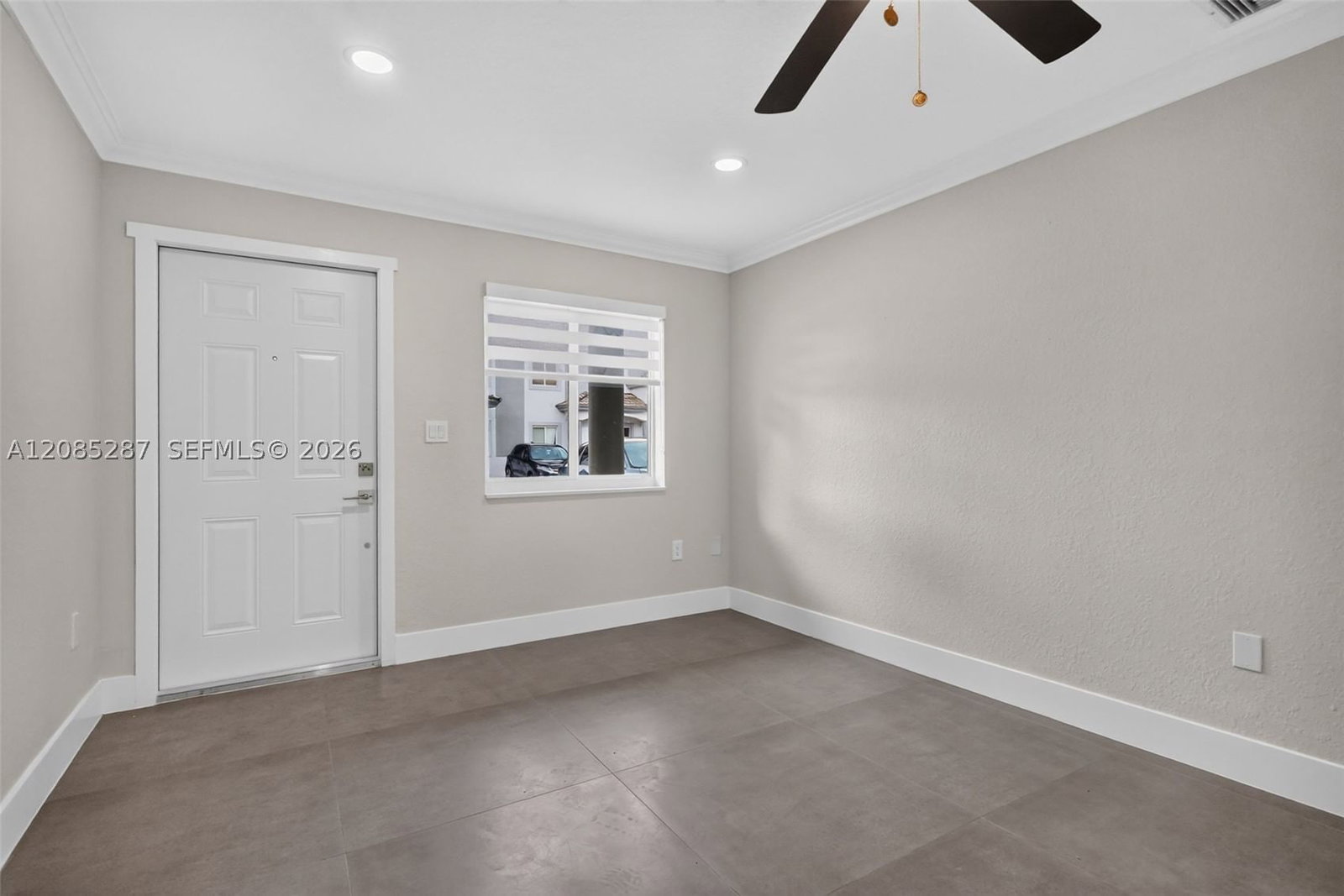 Real estate property located at 5775 109th Ave #13, Miami-dade, Doral Grand Condo, Doral, FL
