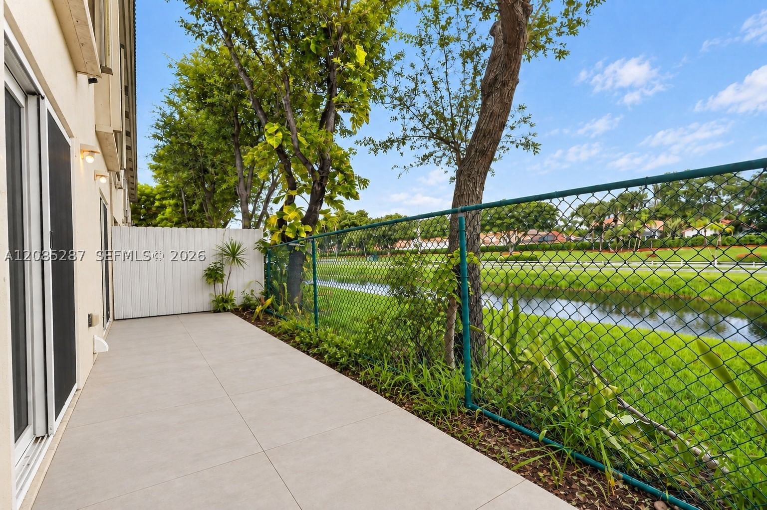 Real estate property located at 5775 109th Ave #13, Miami-dade, Doral Grand Condo, Doral, FL