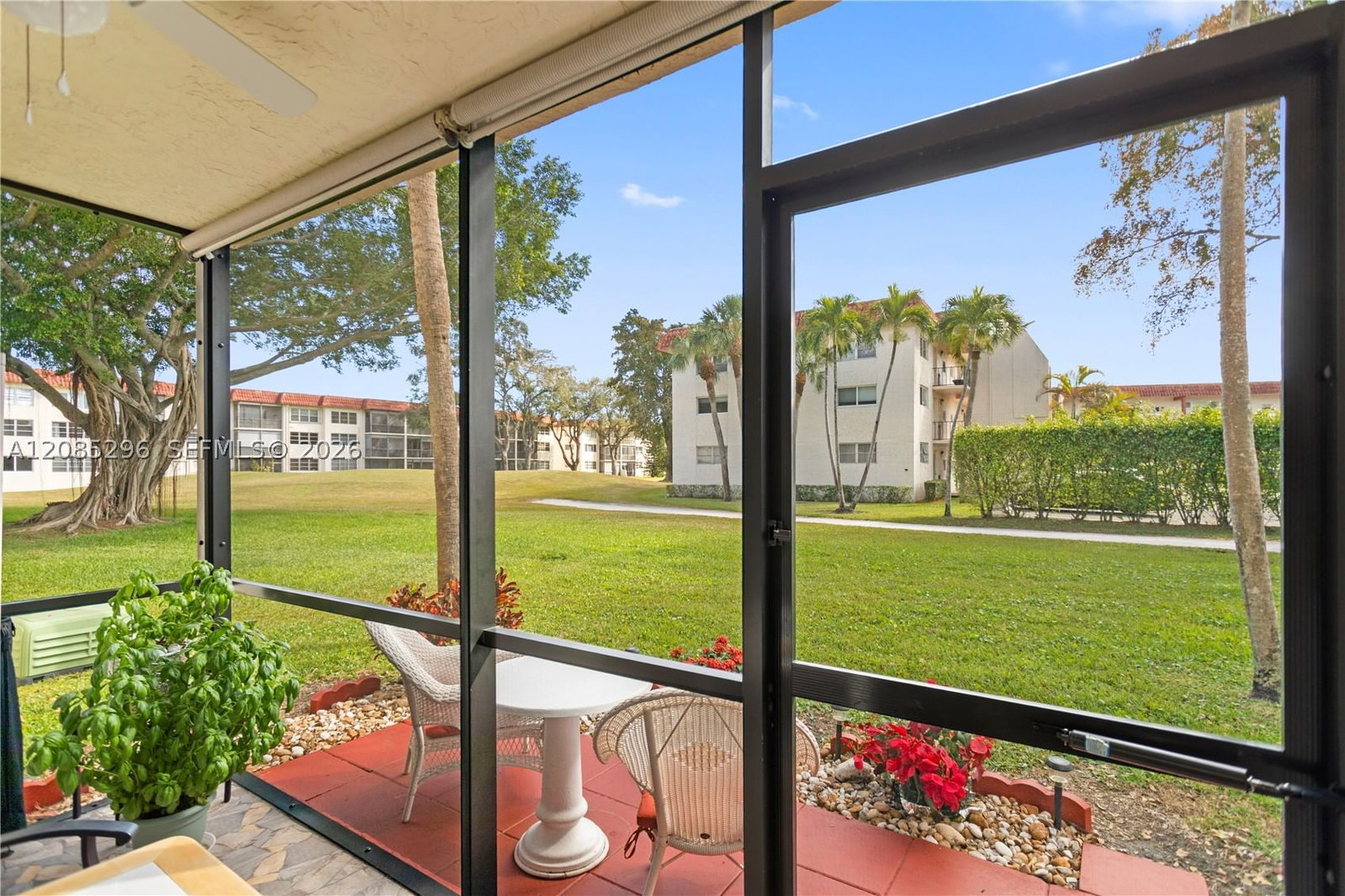 Real estate property located at 691 Hollybrook Dr #26-105, Broward, Hollybrook Golf And, Pembroke Pines, FL