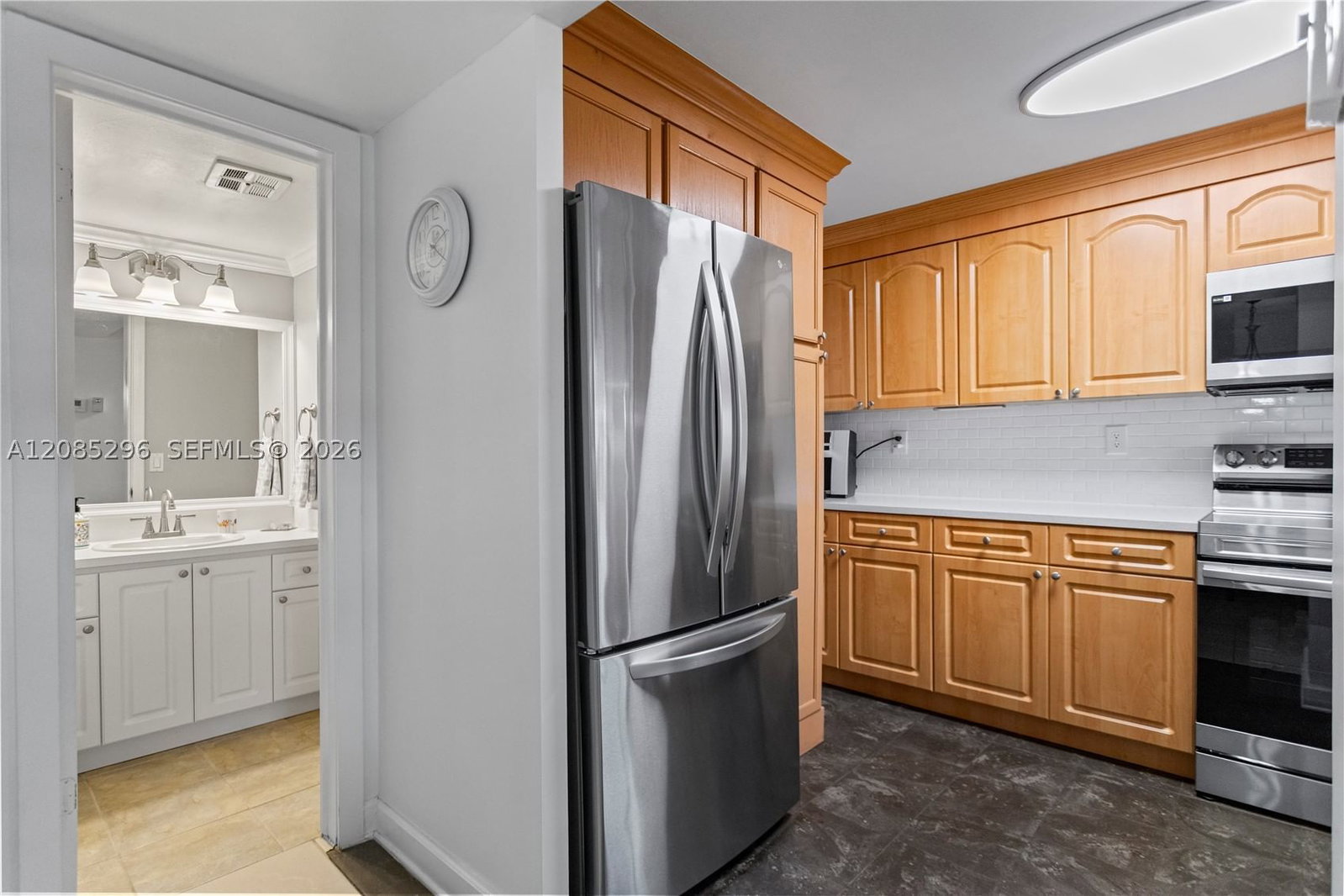 Real estate property located at 691 Hollybrook Dr #26-105, Broward, Hollybrook Golf And, Pembroke Pines, FL