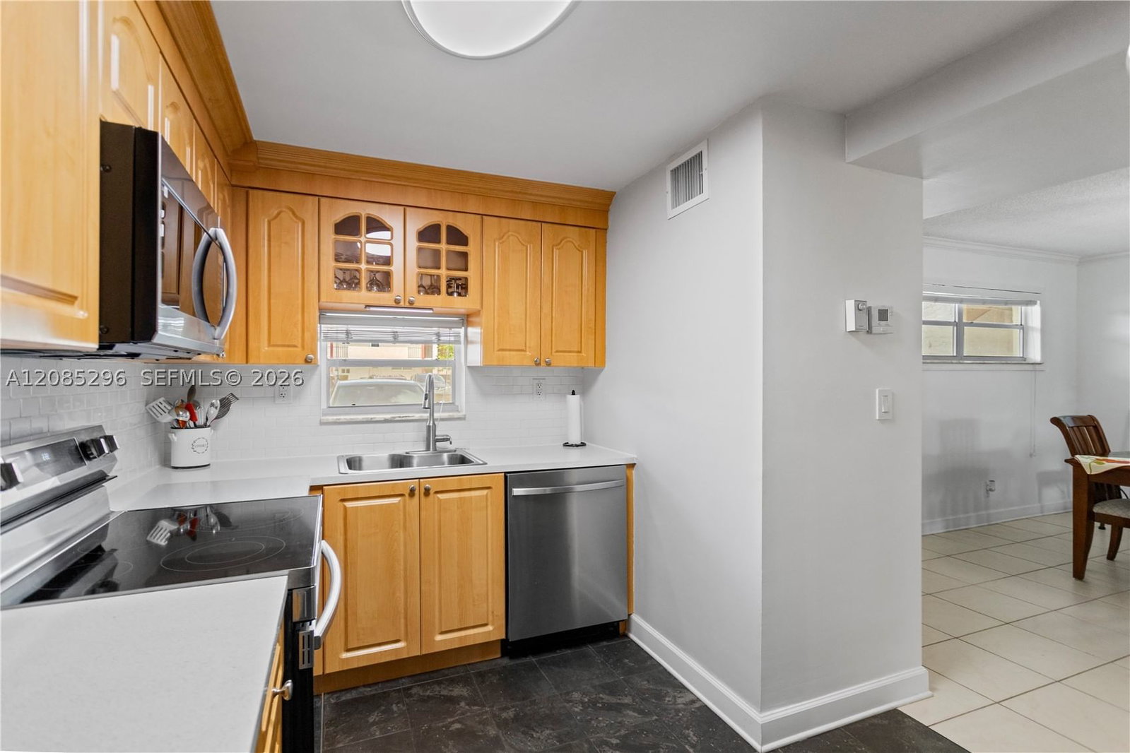 Real estate property located at 691 Hollybrook Dr #26-105, Broward, Hollybrook Golf And, Pembroke Pines, FL