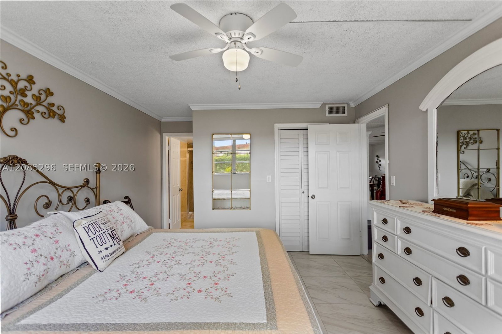 Real estate property located at 691 Hollybrook Dr #26-105, Broward, Hollybrook Golf And, Pembroke Pines, FL