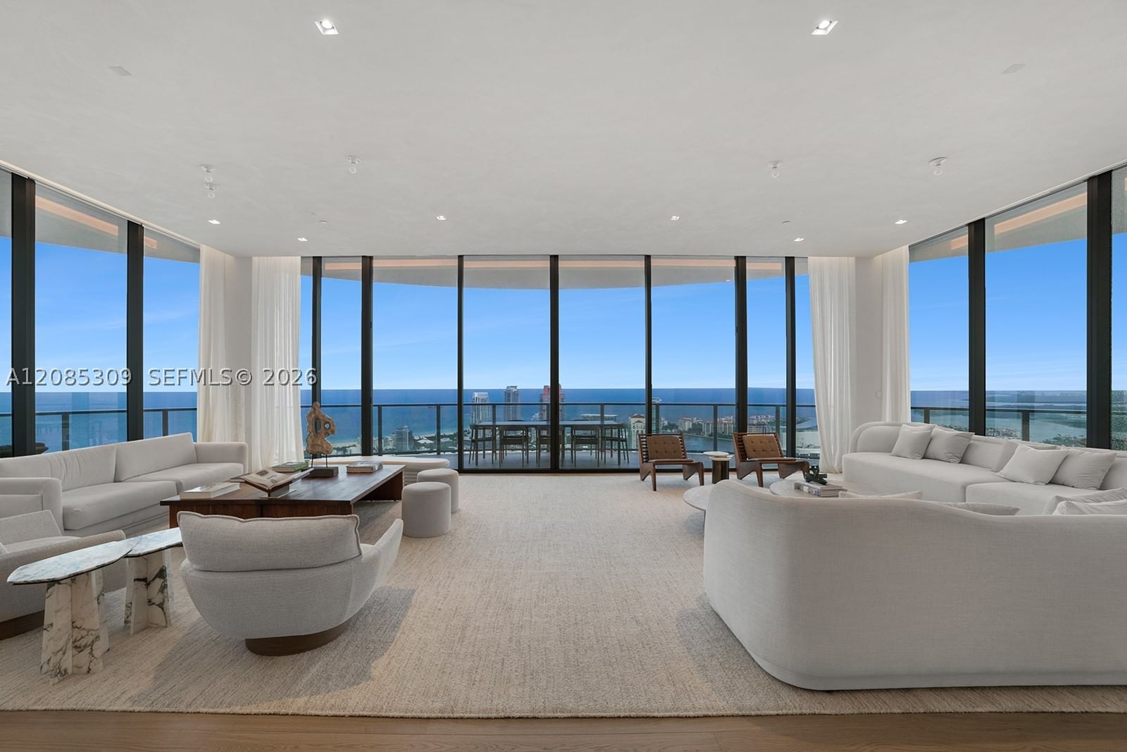 Real estate property located at 500 Alton Rd #4501, Miami-dade, Five Park Condo, Miami Beach, FL