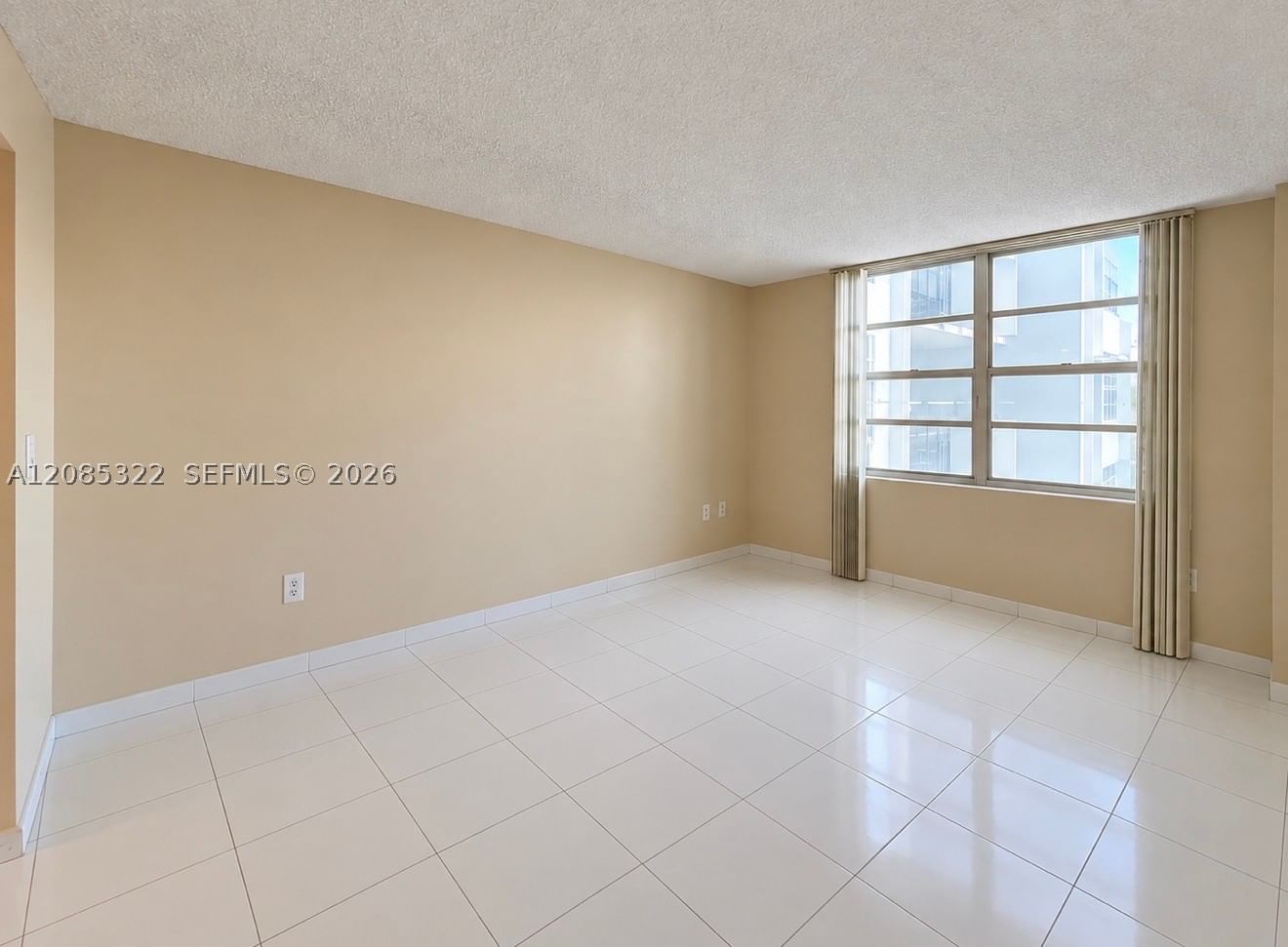 Real estate property located at 2750 183rd St #601, Miami-dade, Commodore Plaza Condo, Aventura, FL