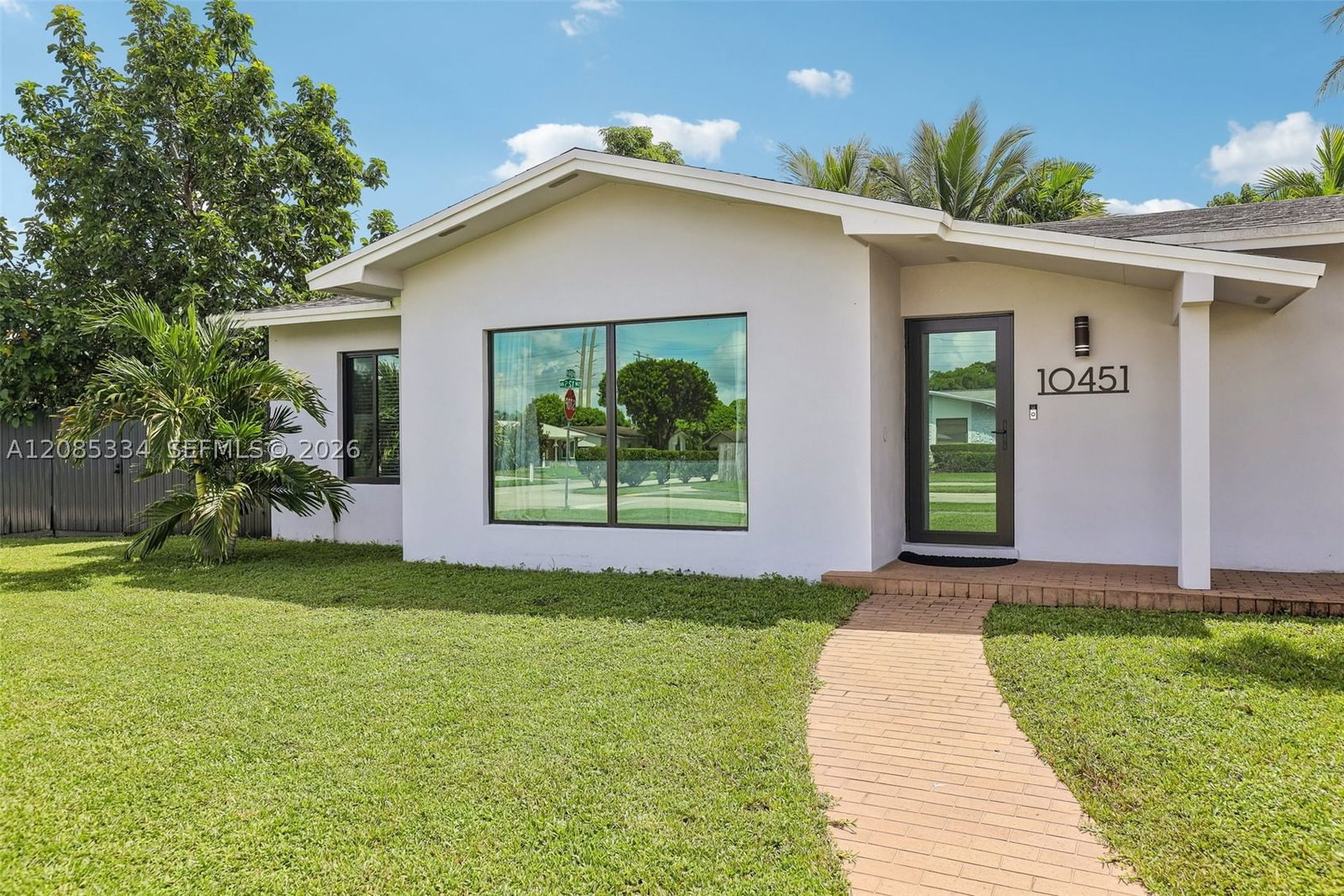 Real estate property located at 10451 125th Ave, Miami-dade, Devon-aire Estates Sec 3, Miami, FL