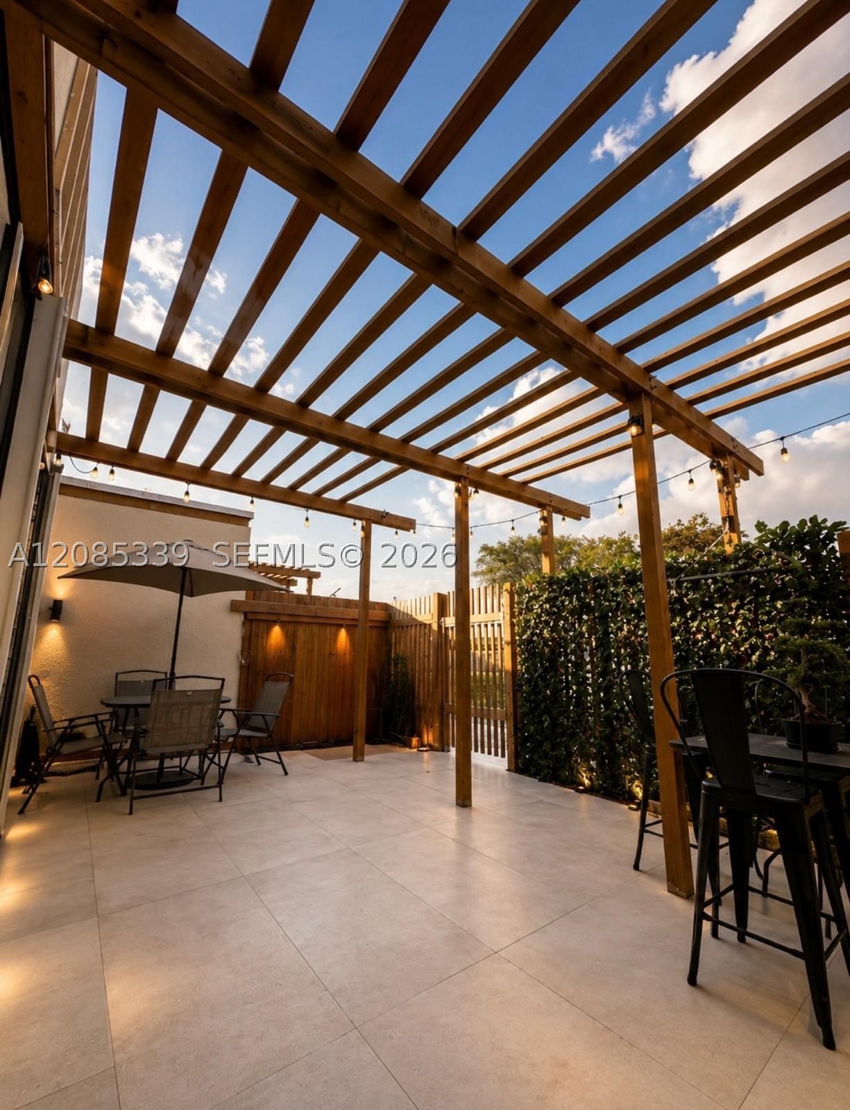 Real estate property located at 1758 131st Place Cir S, Miami-dade, Trail Run Sec 2, Miami, FL