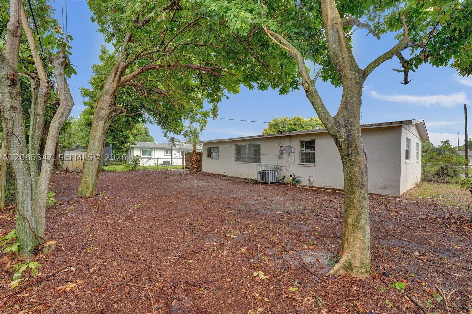 Real estate property located at 3751 25th St, Broward, Lauderdale Lakes East Gat, Lauderdale Lakes, FL