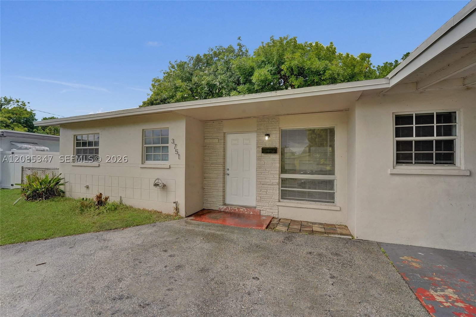 Real estate property located at 3751 25th St, Broward, Lauderdale Lakes East Gat, Lauderdale Lakes, FL