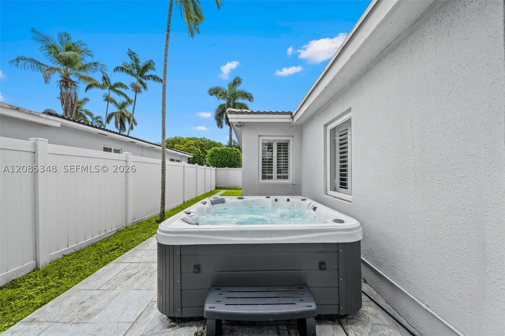 Real estate property located at 1239 Washington St, Broward, Hollywood Lakes Section, Hollywood, FL
