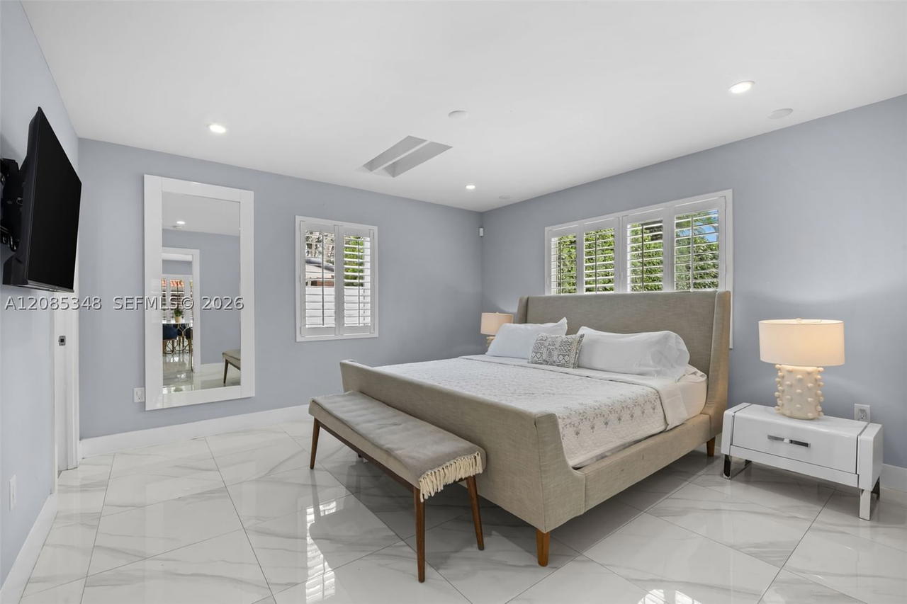 Real estate property located at 1239 Washington St, Broward, Hollywood Lakes Section, Hollywood, FL