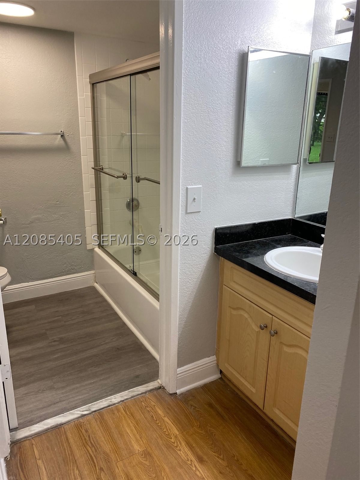 Real estate property located at 9981 Nob Hill Ct #9981, Broward, Villas De Venezia Condo, Sunrise, FL