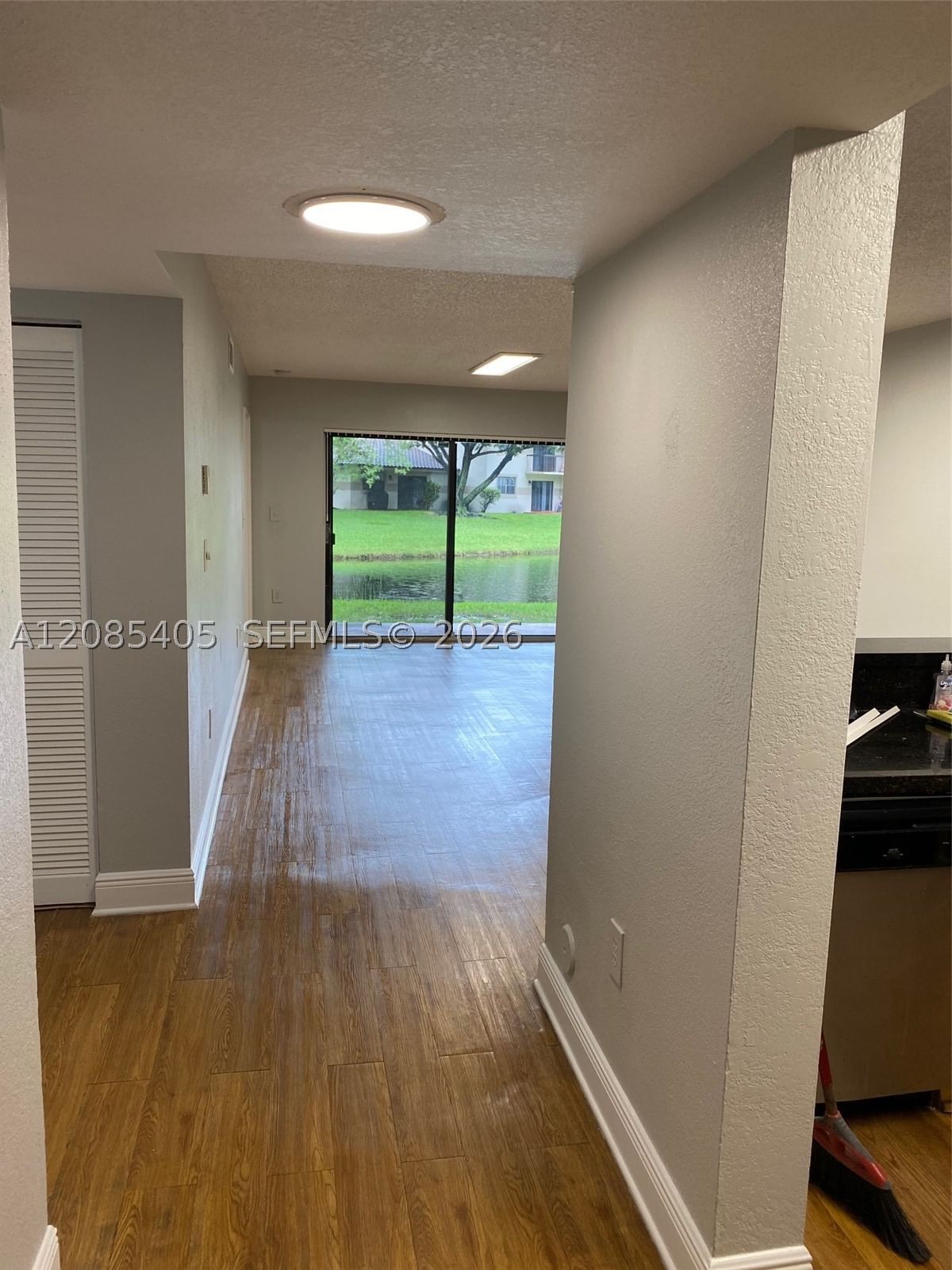 Real estate property located at 9981 Nob Hill Ct #9981, Broward, Villas De Venezia Condo, Sunrise, FL