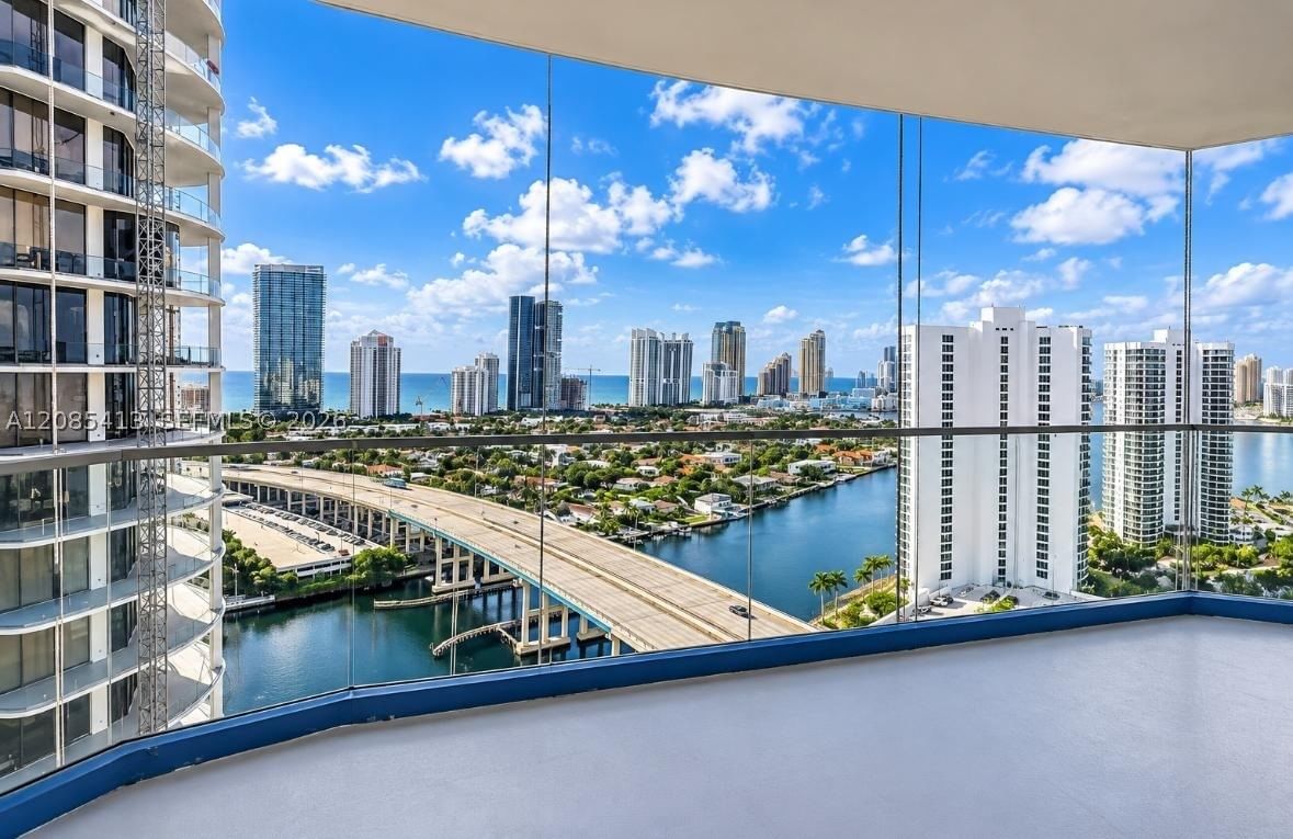 Real estate property located at 19355 Turnberry Way #24E, Miami-dade, Turnberry Towers Condo, Aventura, FL