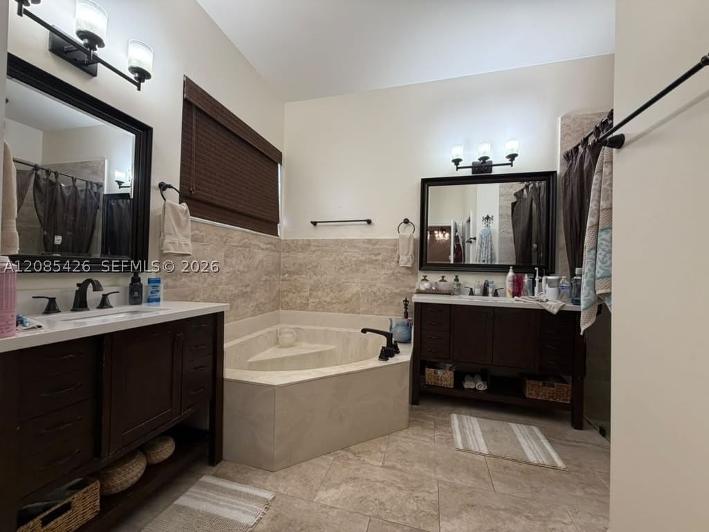 Real estate property located at 13374 30th St, Broward, Pod 10 At Monarch Lakes, Miramar, FL