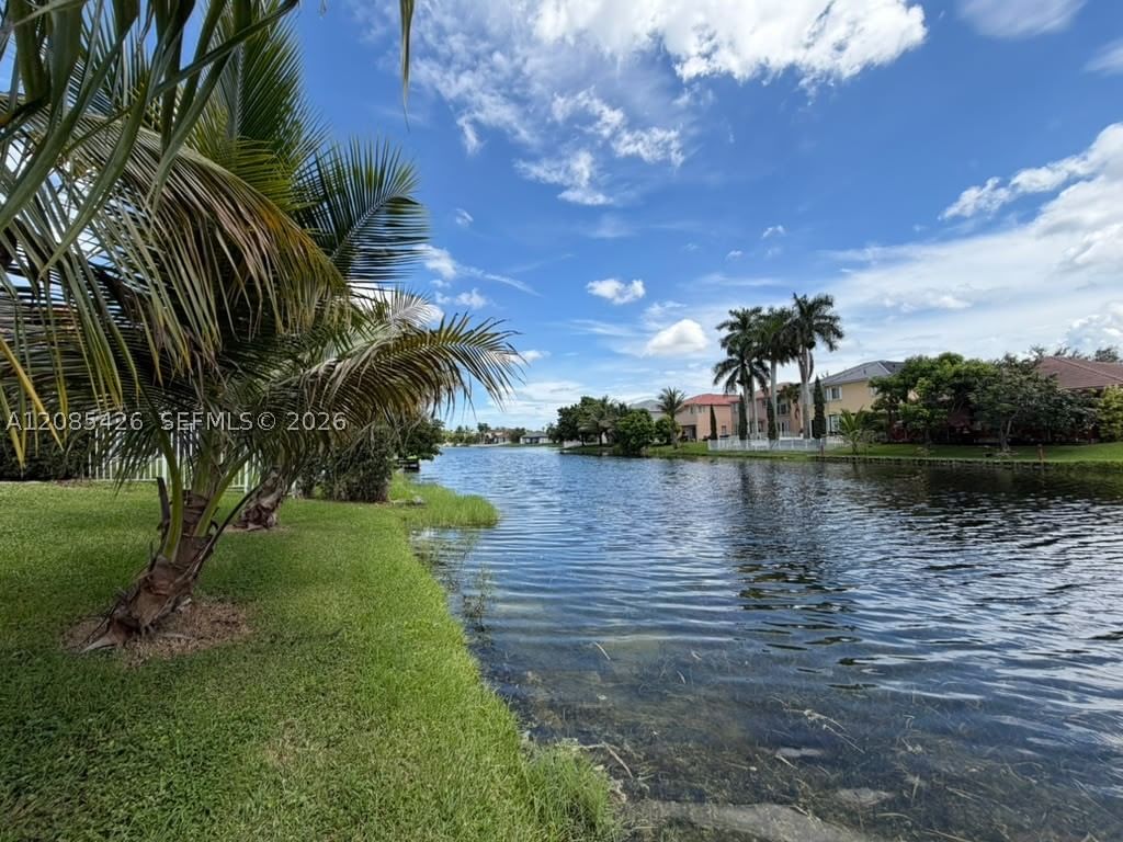 Real estate property located at 13374 30th St, Broward, Pod 10 At Monarch Lakes, Miramar, FL