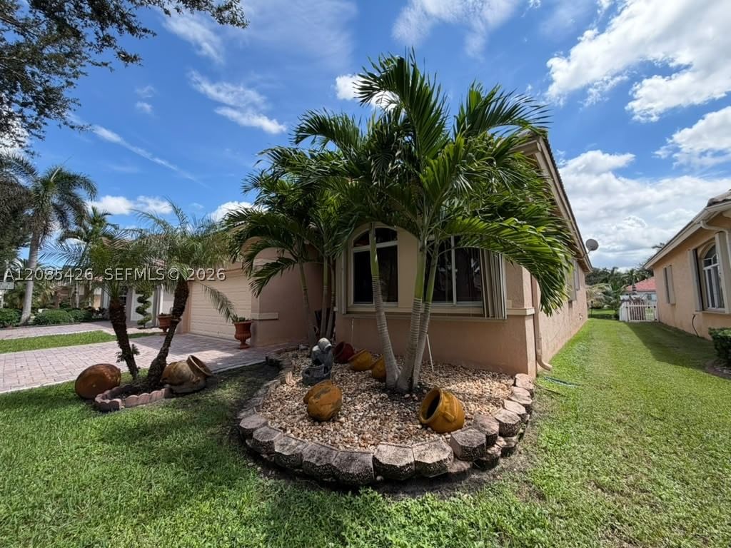 Real estate property located at 13374 30th St, Broward, Pod 10 At Monarch Lakes, Miramar, FL