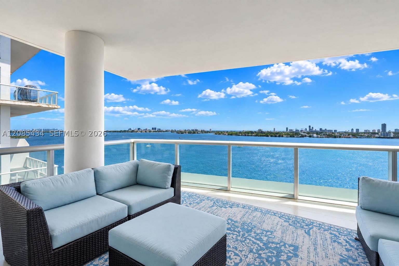 Real estate property located at 7935 East Dr #1401, Miami-dade, Cielo On The Bay Condo, North Bay Village, FL