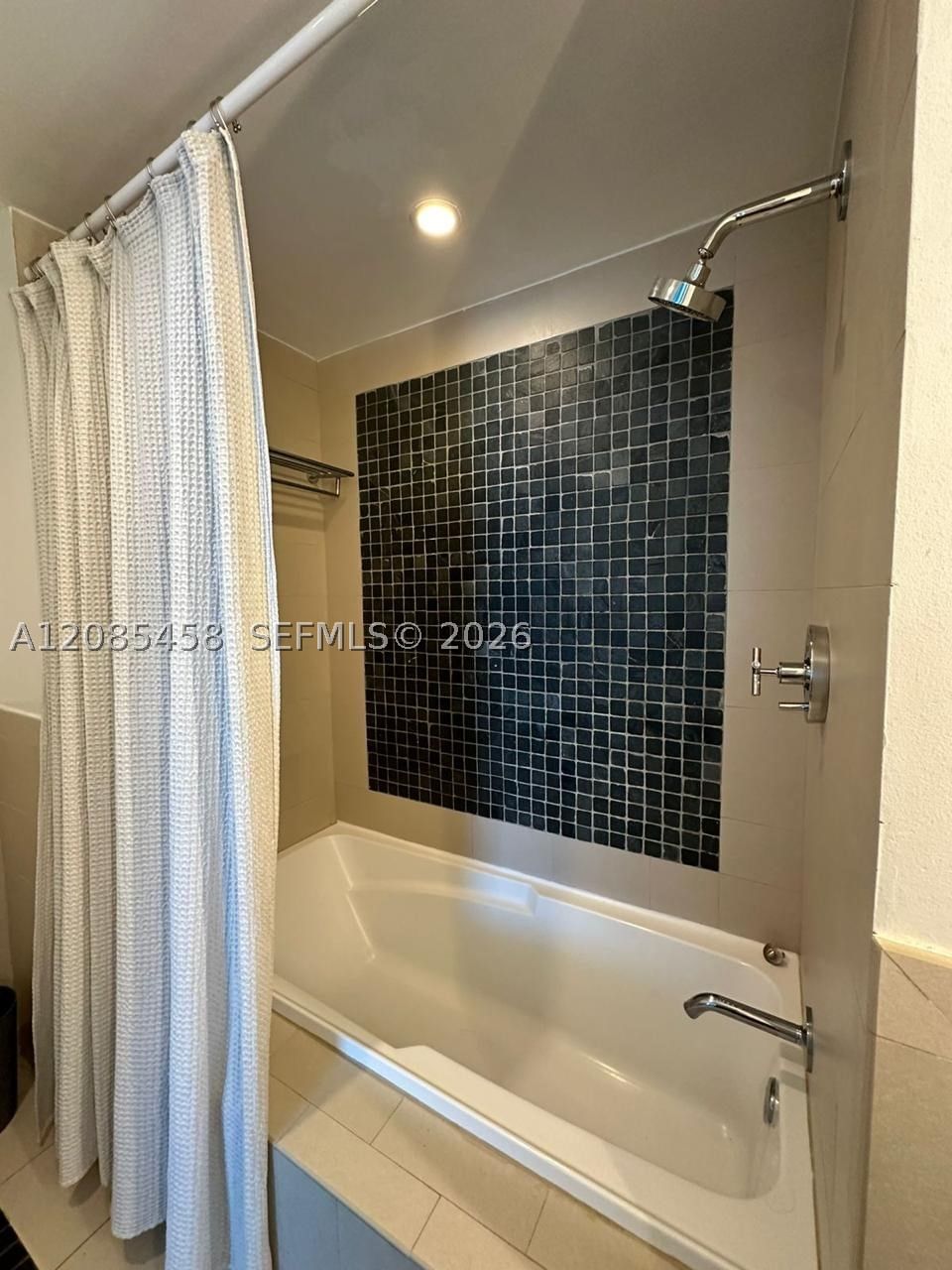 Real estate property located at 17315 Collins Ave #2006, Miami-dade, Sole Condo, Sunny Isles Beach, FL