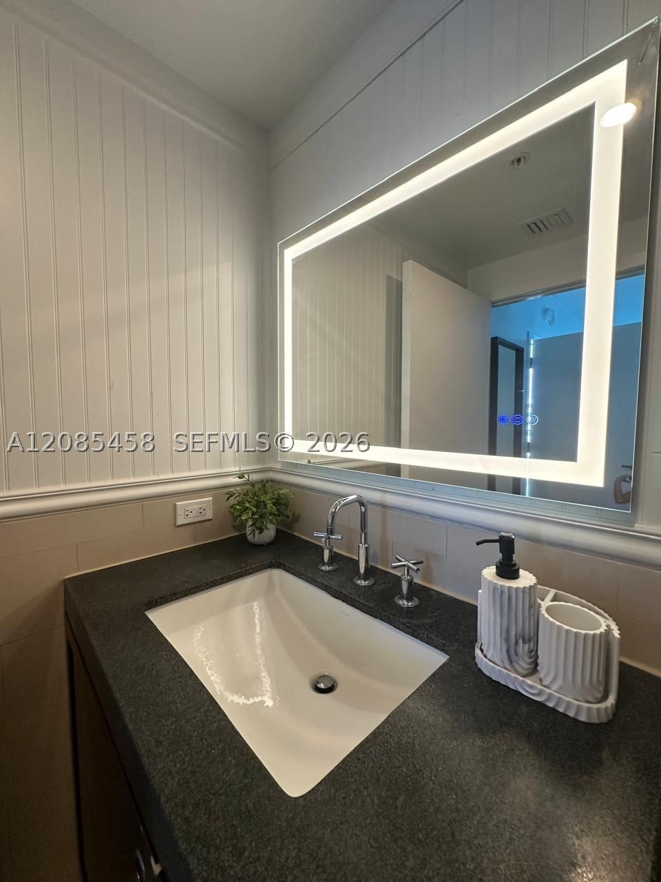 Real estate property located at 17315 Collins Ave #2006, Miami-dade, Sole Condo, Sunny Isles Beach, FL