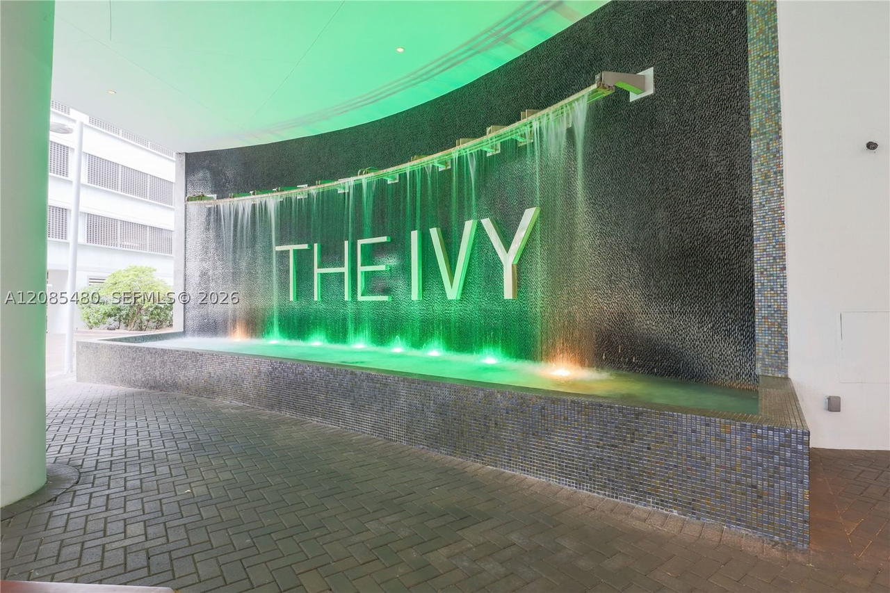 Real estate property located at 90 3rd St #3002, Miami-dade, Ivy Condo, Miami, FL