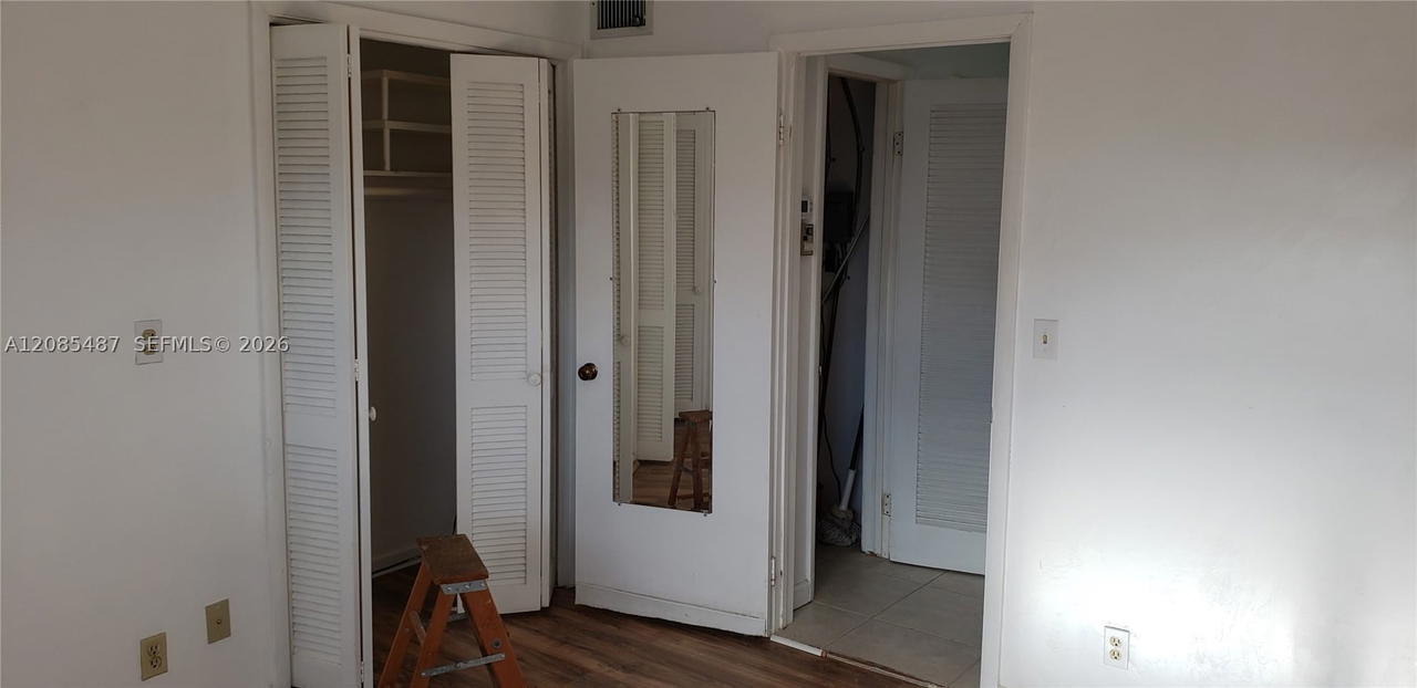 Real estate property located at 467 Golden Isles Dr #306, Broward, Envoy North Condo, Hallandale Beach, FL