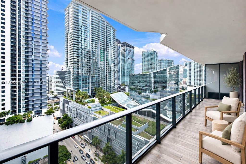 Real estate property located at 801 Miami Ave #1810, Miami-dade, 801 Sma Residences Condo, Miami, FL