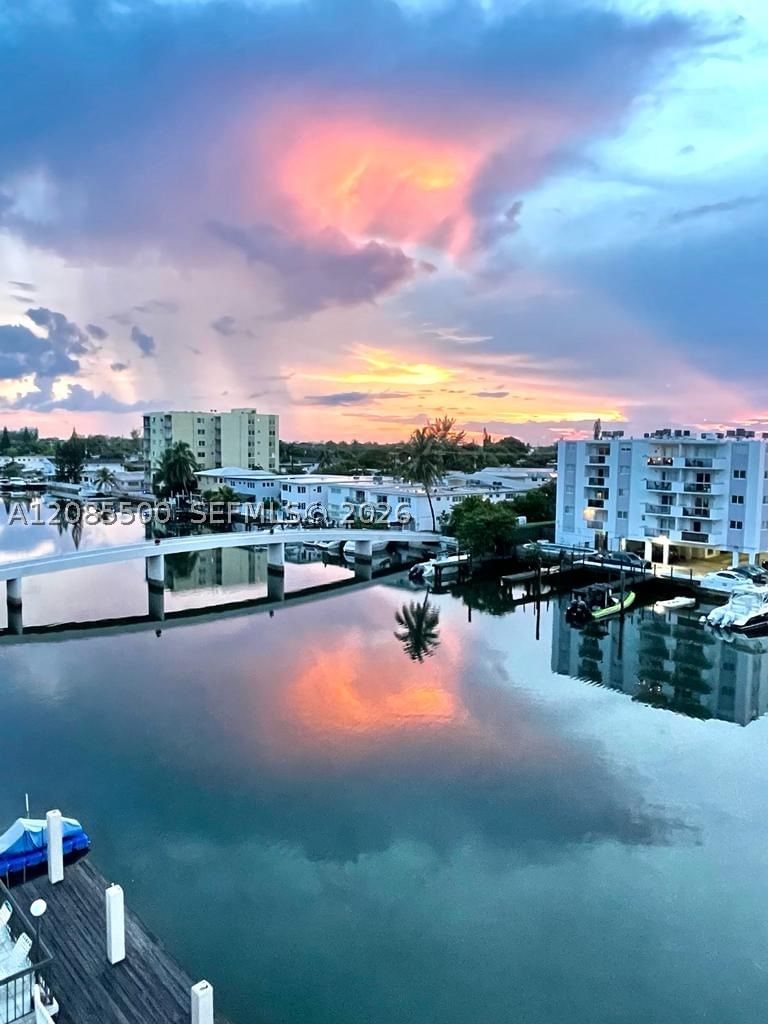 Real estate property located at 8100 Byron Ave #504, Miami-dade, Byron Marina Condo, Miami Beach, FL