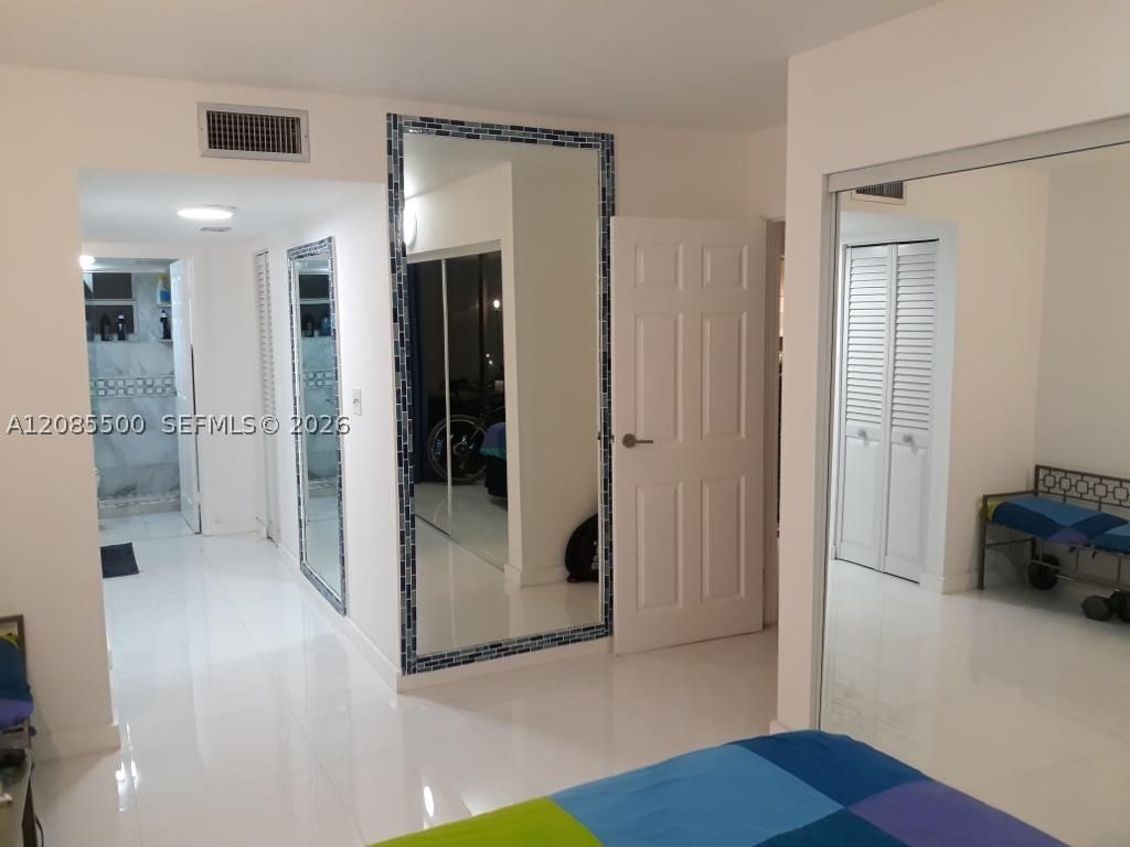 Real estate property located at 8100 Byron Ave #504, Miami-dade, Byron Marina Condo, Miami Beach, FL