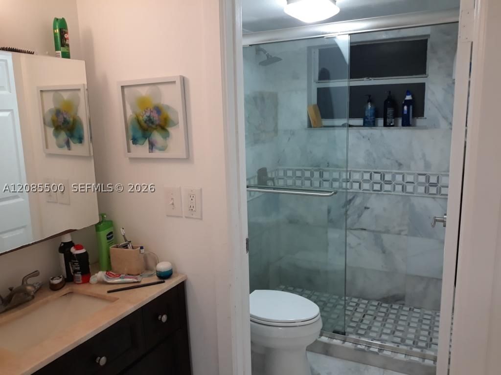 Real estate property located at 8100 Byron Ave #504, Miami-dade, Byron Marina Condo, Miami Beach, FL