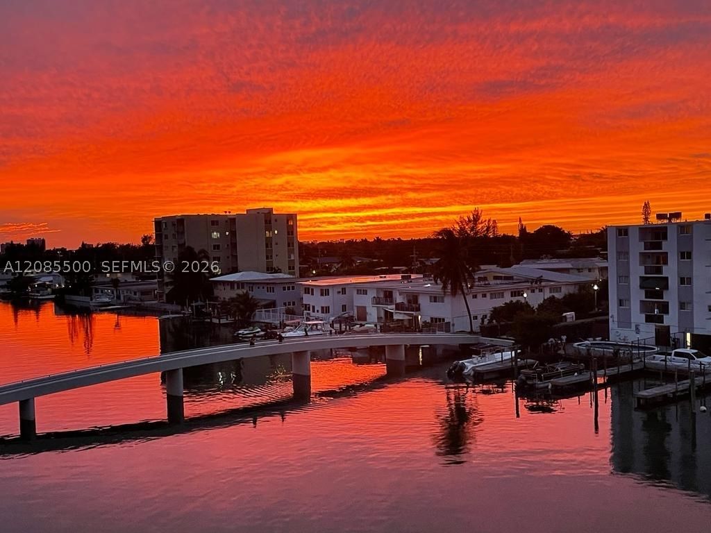 Real estate property located at 8100 Byron Ave #504, Miami-dade, Byron Marina Condo, Miami Beach, FL