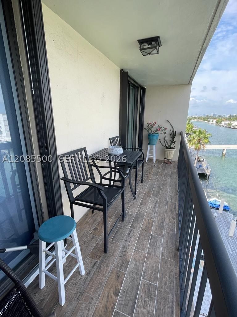 Real estate property located at 8100 Byron Ave #504, Miami-dade, Byron Marina Condo, Miami Beach, FL