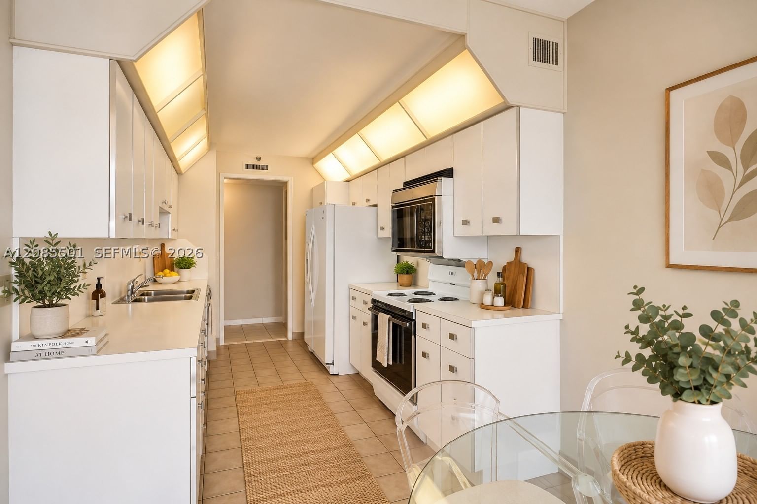 Real estate property located at 19500 Turnberry Way #23C, Miami-dade, Marina Tower Condo, Aventura, FL