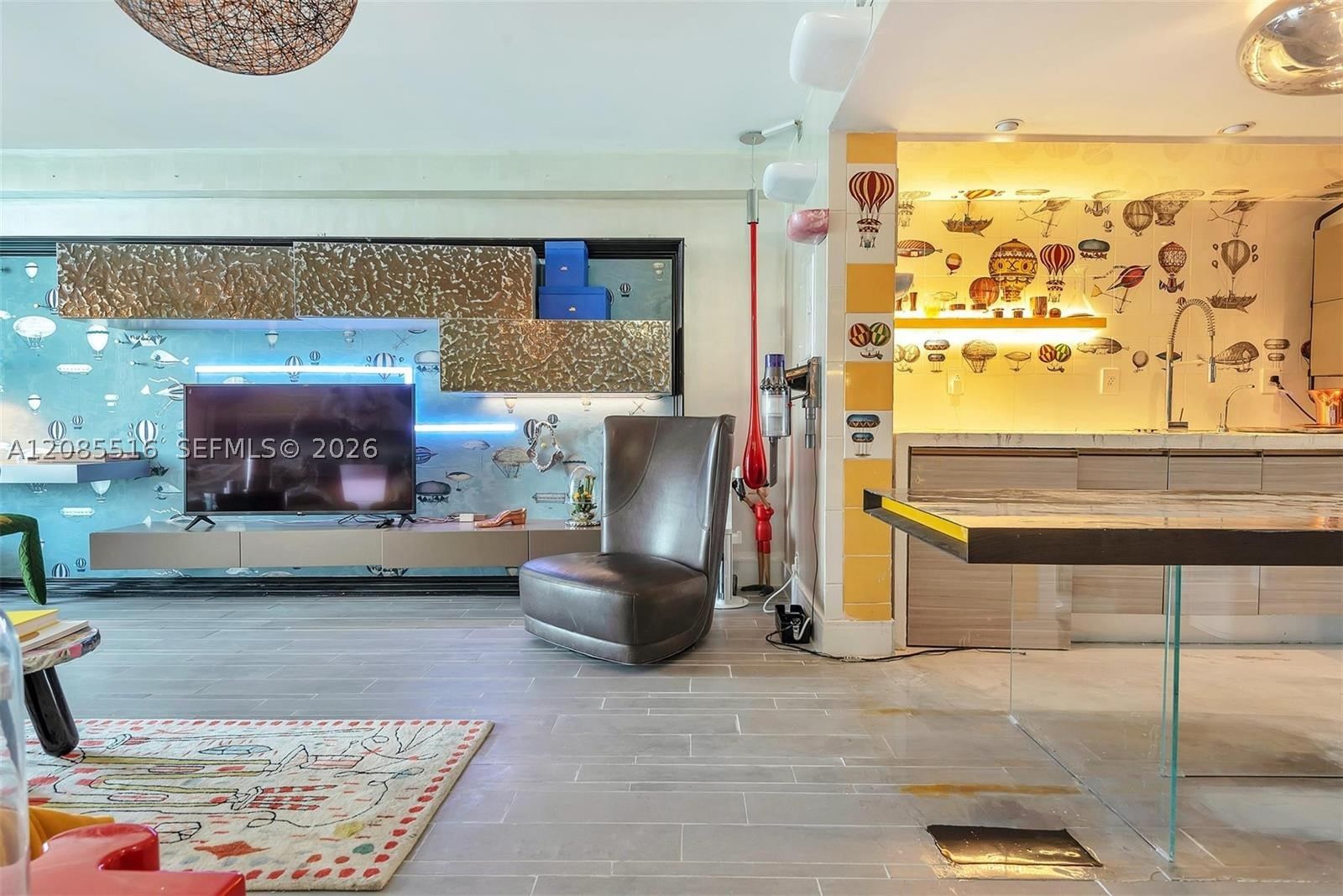 Real estate property located at 1100 West Ave #1020, Miami-dade, 1100 West Condo, Miami Beach, FL