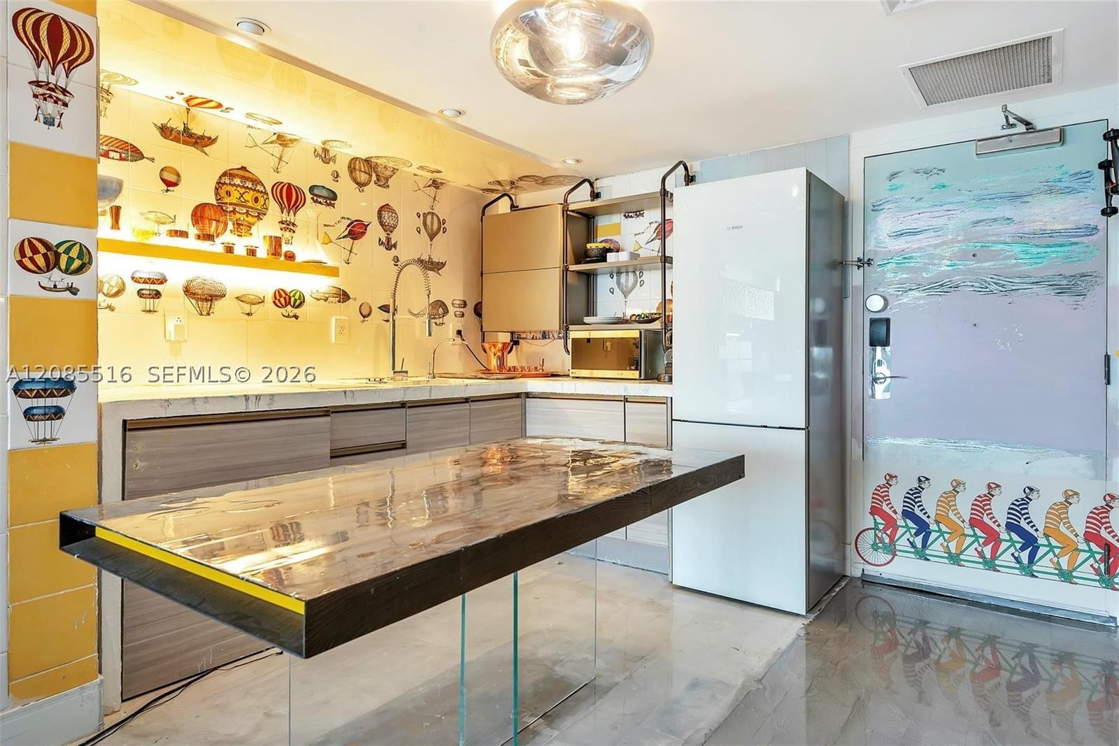 Real estate property located at 1100 West Ave #1020, Miami-dade, 1100 West Condo, Miami Beach, FL
