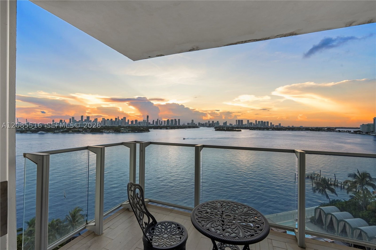 Real estate property located at 1100 West Ave #1020, Miami-dade, 1100 West Condo, Miami Beach, FL