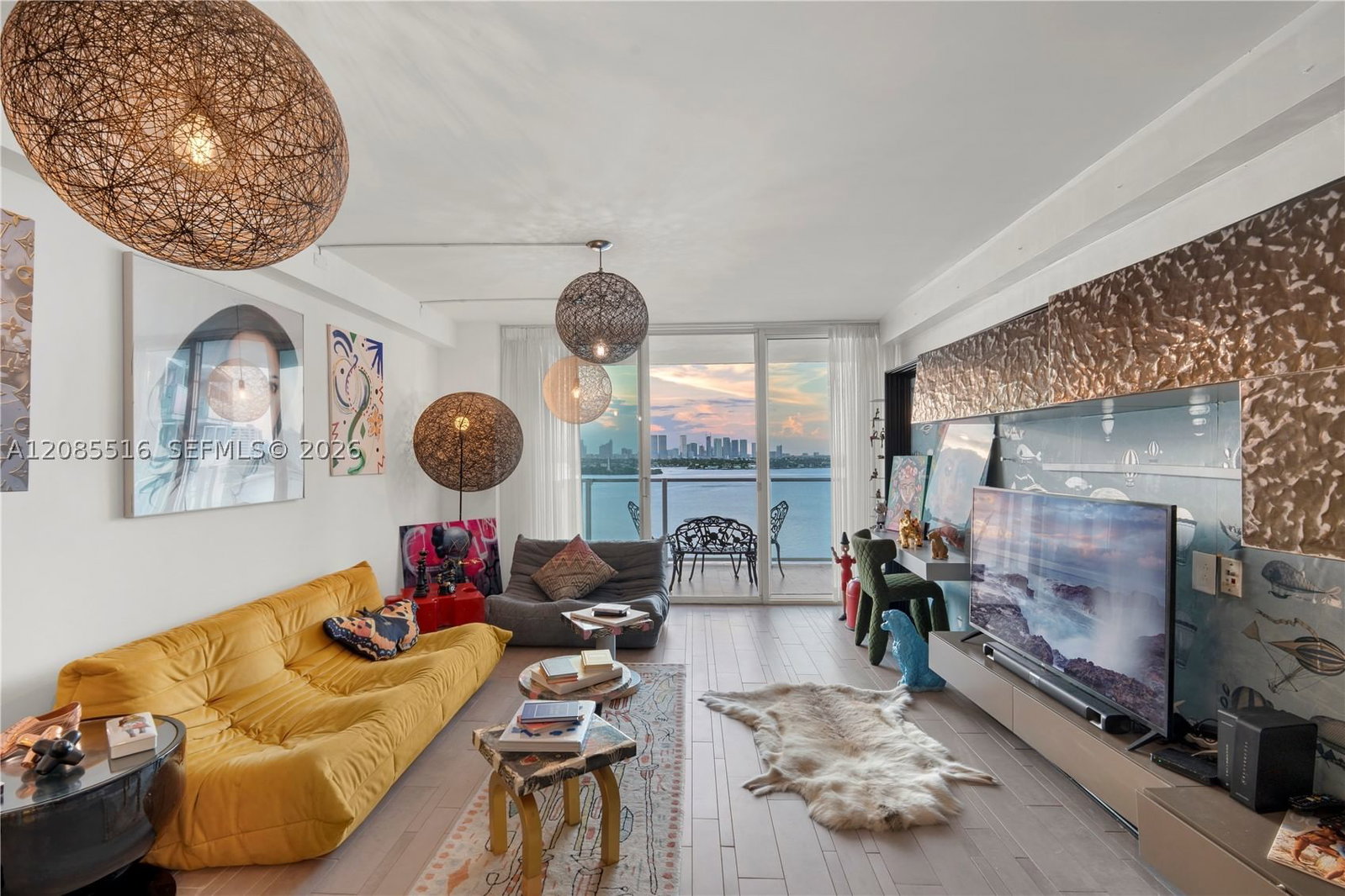 Real estate property located at 1100 West Ave #1020, Miami-dade, 1100 West Condo, Miami Beach, FL