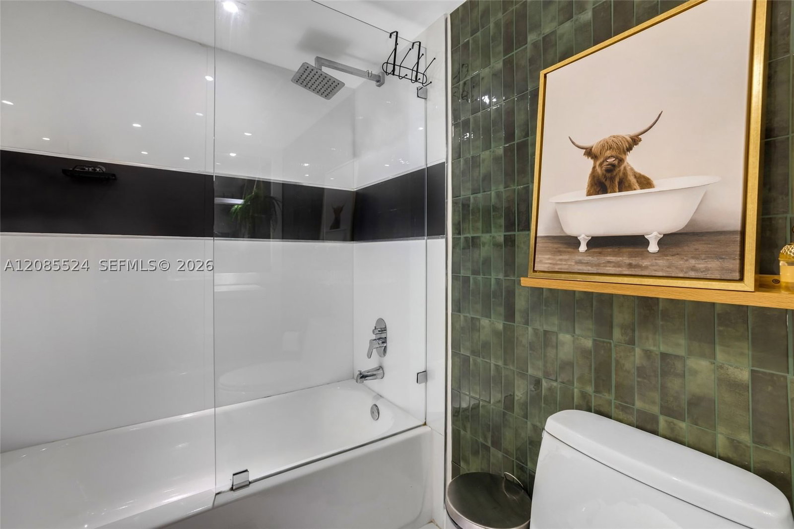 Real estate property located at 6770 Indian Creek Dr #11E, Miami-dade, Aquasol Condo, Miami Beach, FL